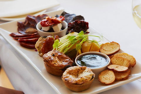 Margaret River Indulge And Discover Day Tour - Restaurant Gold Coast 3