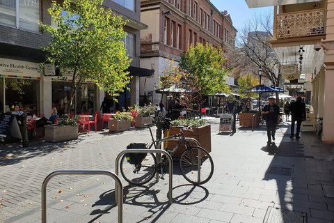 Guided Walking Tour In Adelaide - Restaurant Gold Coast 2
