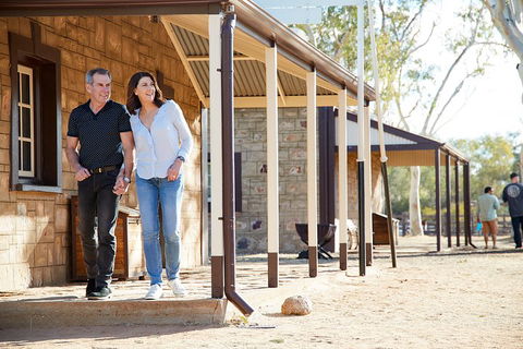 Alice Springs Highlights Tour - Restaurant Gold Coast 0