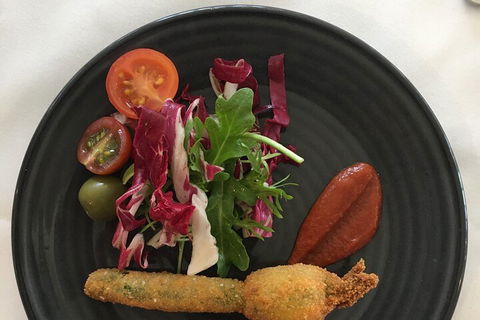Personalised, All-inclusive Day Tours Of The Hunter Valleys Finest Venues - Restaurant Gold Coast 5