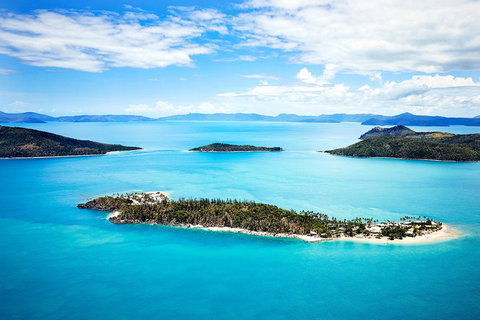 Whitehaven Beach And Daydream Island Cruise - Restaurant Gold Coast 5